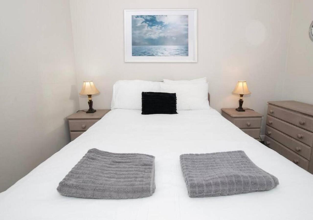 Cormorant - Beautiful 2 Bed Apartment With Sea Views Old Town 斯卡伯勒 外观 照片
